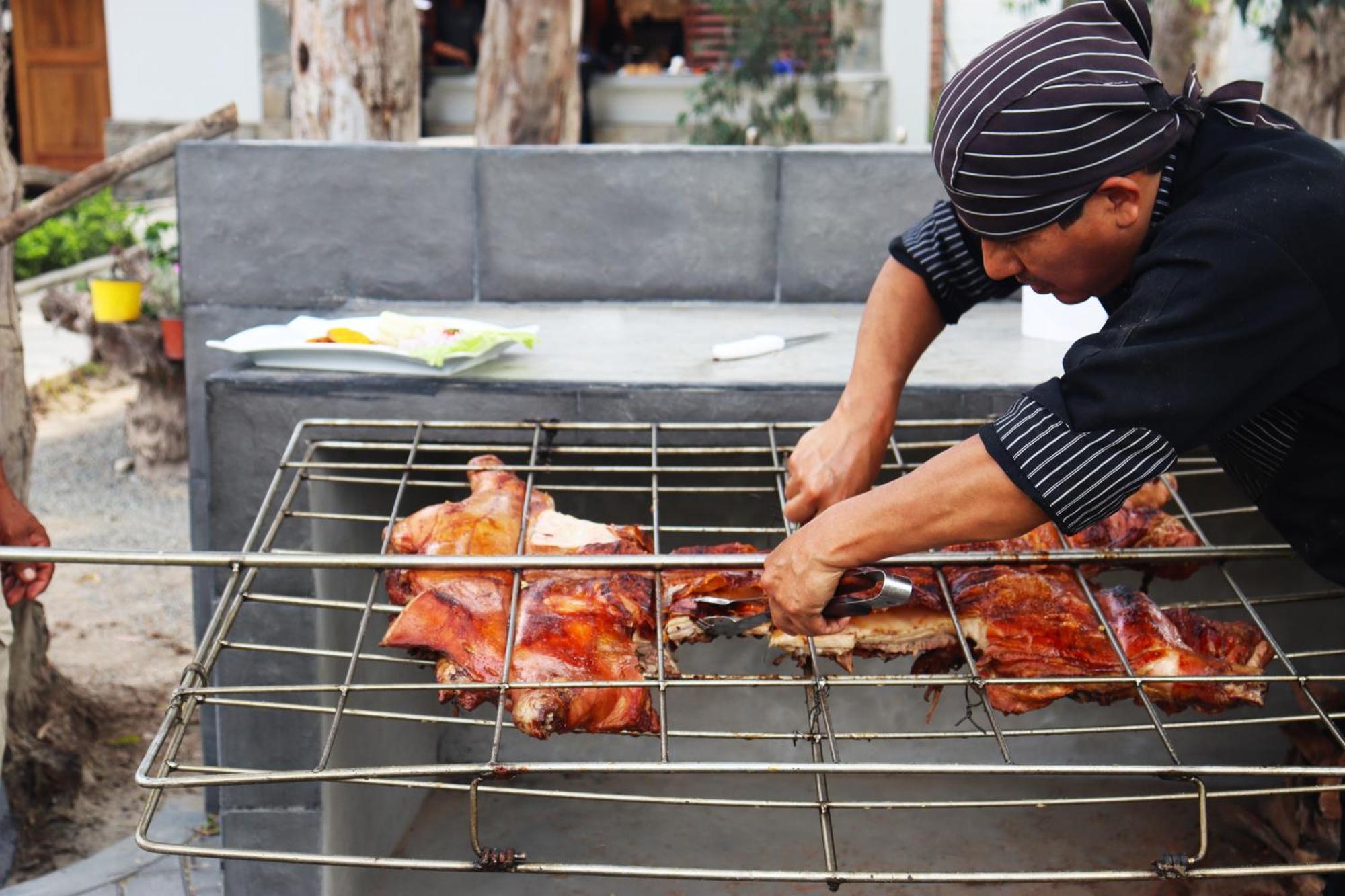 Los Andes - Restaurant & Bungalows เซียเนกียา ภายนอก รูปภาพ